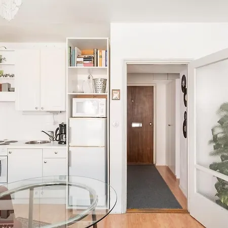 Apartamento And Hip W King Bed, 50m Tram And Bus, Netflix *